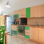Guesthost - Porta Romana Luminoso Rifugio Appartement Milaan